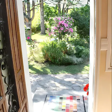 Elegante A Avec Piscine Privee * Mur-de-Barrez